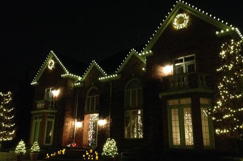Residential Christmas Light Installation Ann Arbor